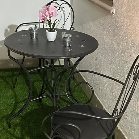 Apartment Very Well
